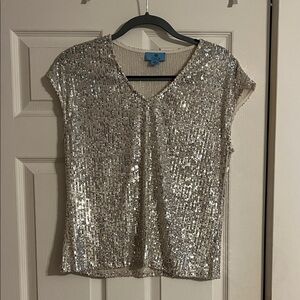 NWOT CeCe Silver Sequin Blouse